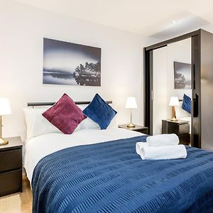 Studio met een King Size Bed